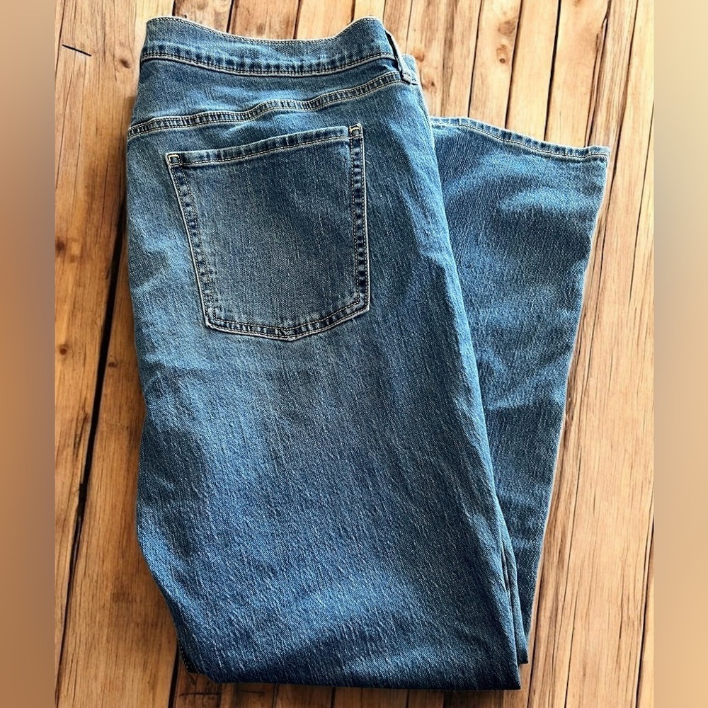 Old Navy Women's Kicker Bootcut Blue Jeans